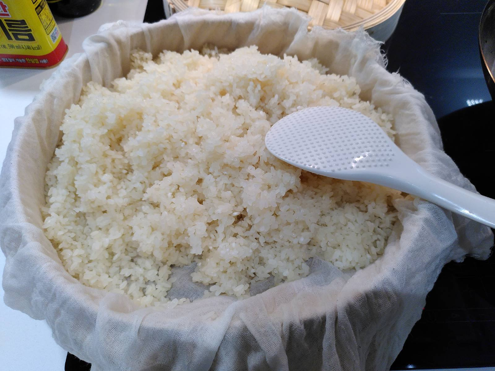 Rice cooling down